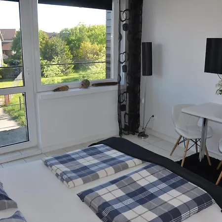 Lulu - Tanie Goscinne Bike & Surf Friendly Homestay Wladyslawowo