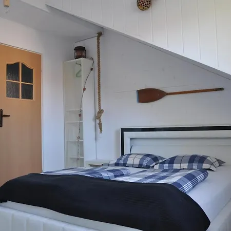 Homestay Lulu - Tanie Goscinne Bike & Surf Friendly