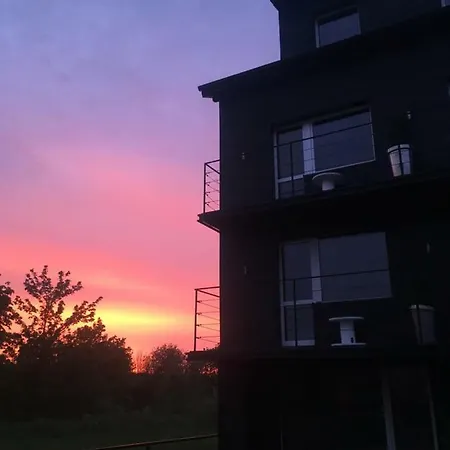 Lulu - Tanie Goscinne Bike & Surf Friendly