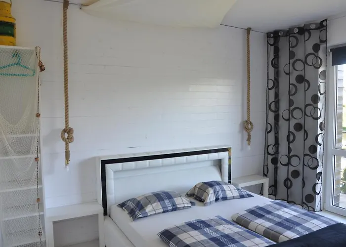 Lulu - Tanie Goscinne Bike & Surf Friendly Privat bolig Władysławowo