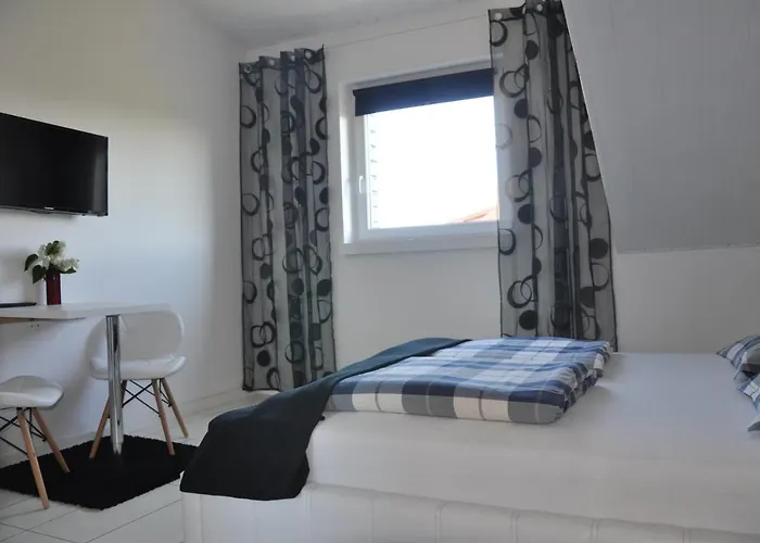 Lulu - Tanie Goscinne Bike & Surf Friendly Privat bolig Władysławowo