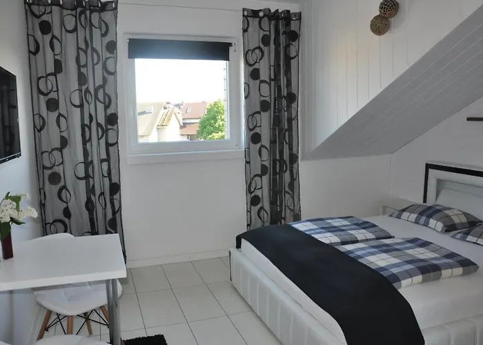 Lulu - Tanie Goscinne Bike & Surf Friendly Privat bolig