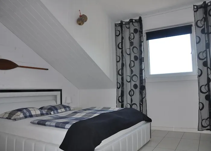 Lulu - Tanie Goscinne Bike & Surf Friendly