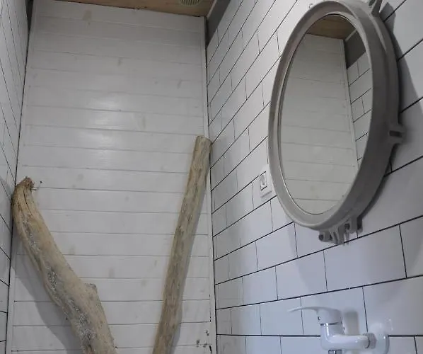 Lulu - Tanie Goscinne Bike & Surf Friendly *